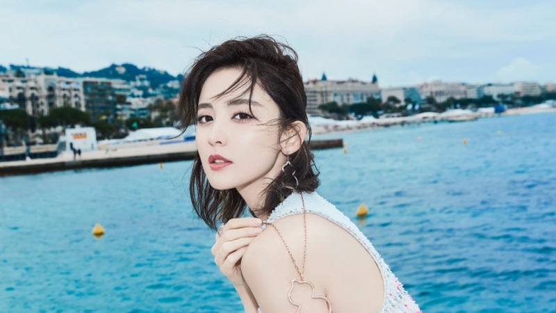 娜扎代言花絮曝光！粉红美人造型甜晕全网